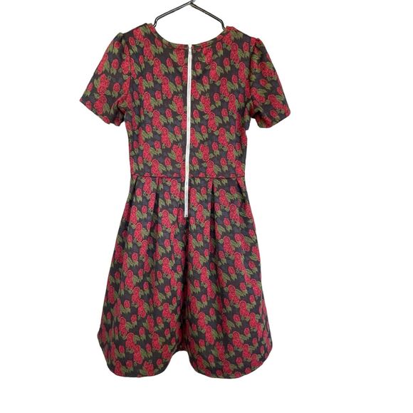 Lularoe Amelia Dress Womens Medium Black Red Blue‎ Roses Fit & Flare Goth Grunge - Picture 2 of 12